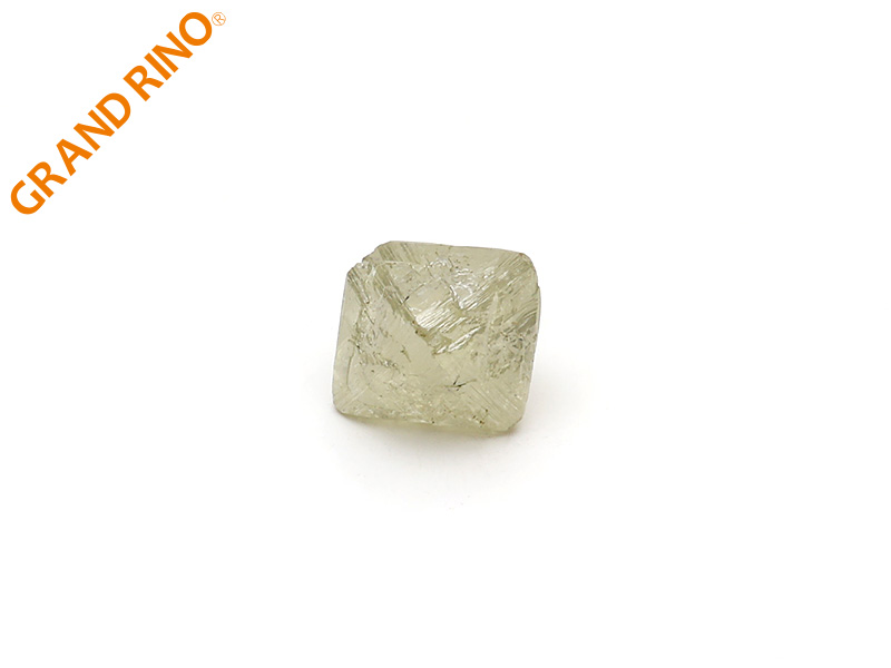 ダイアモンド GA 結晶        8x9x10MM / 5.42CT   0678/#33