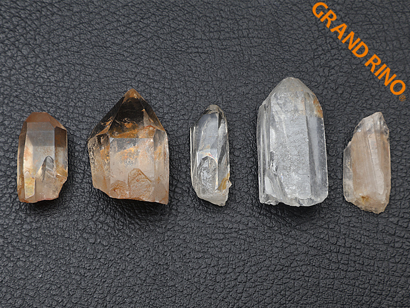 タンザニアマスタークォーツ(モンドクォーツ)  12A  ポイント (C) (5本入)  5~10GM   1738